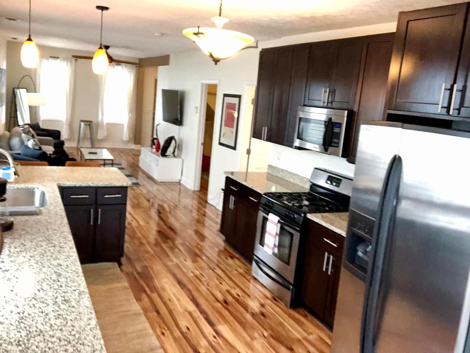 Holiday home The House - W.20th - Three Bedroom Near West Side Market And Downtown Cle *