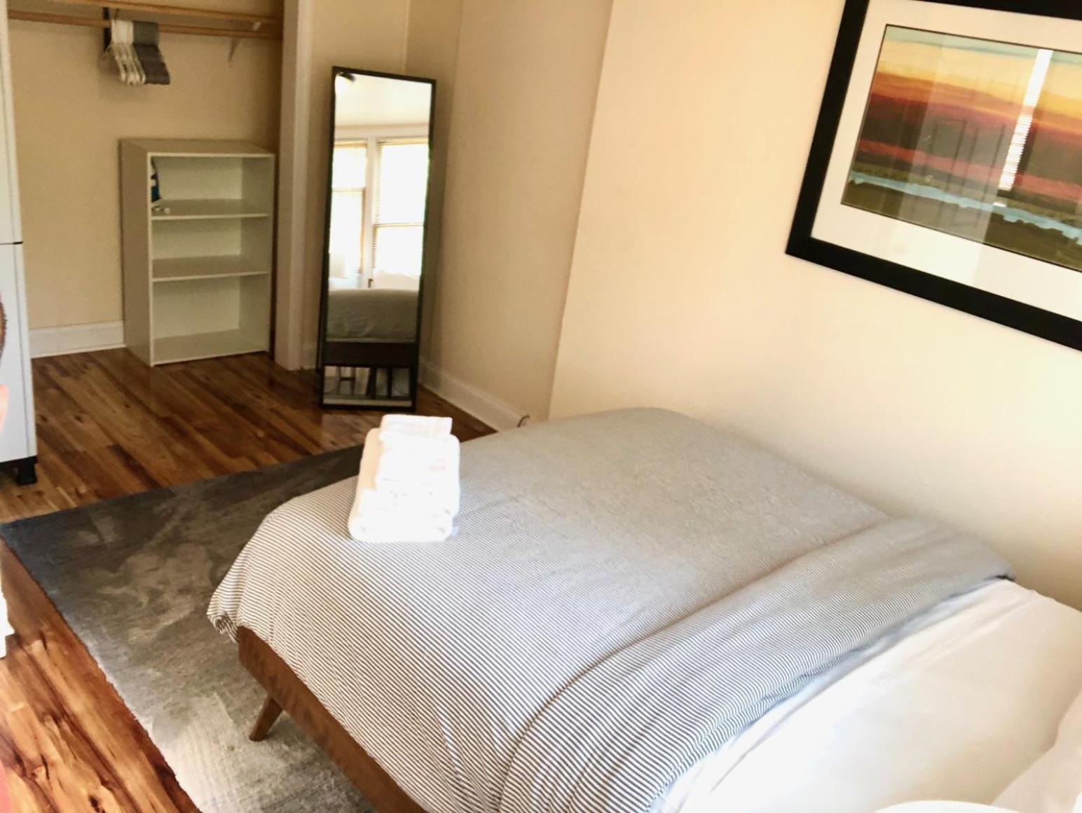 The House - W.20th - Three Bedroom Near West Side Market And Downtown Cle *