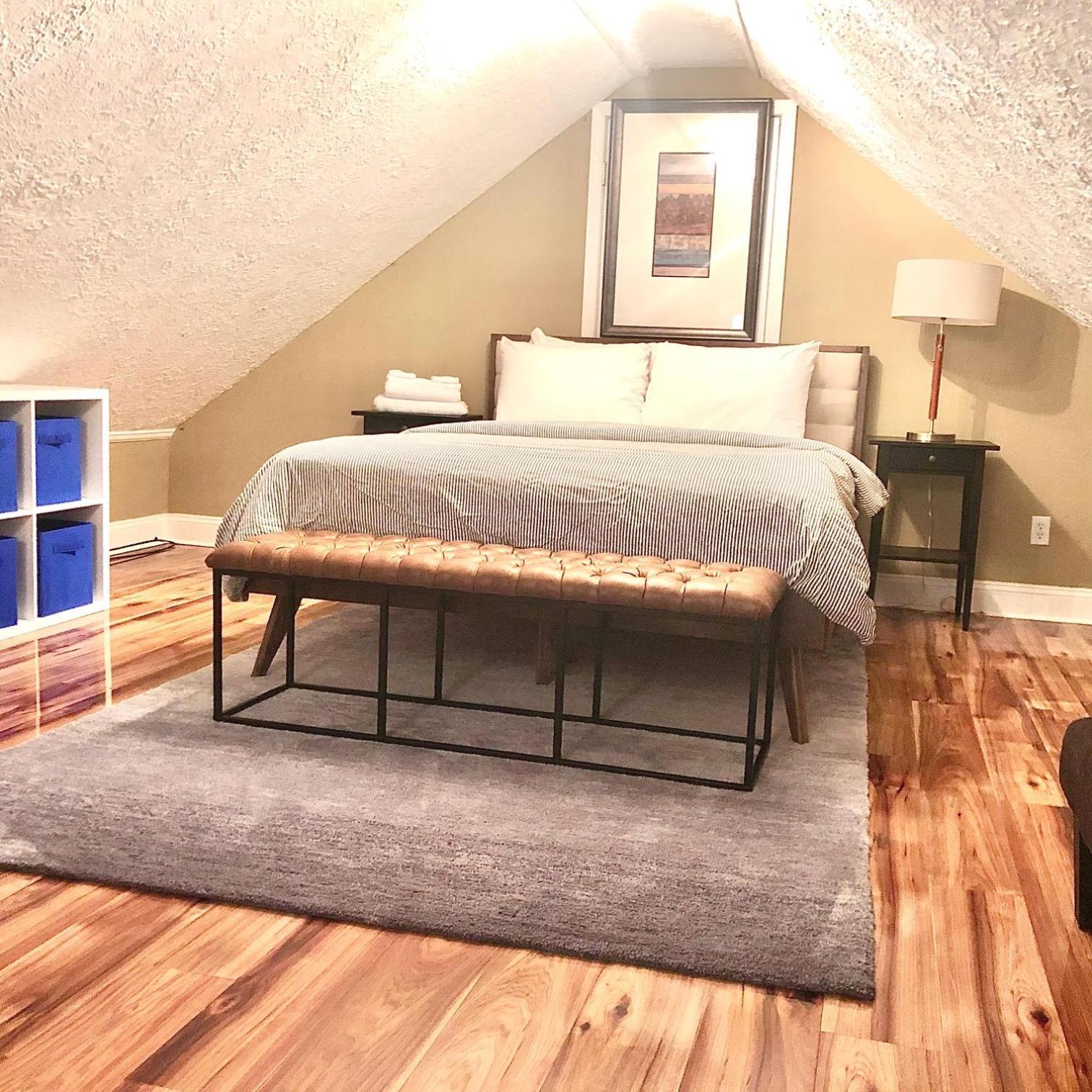 The House - W.20th - Three Bedroom Near West Side Market And Downtown Cle Holiday home Cleveland